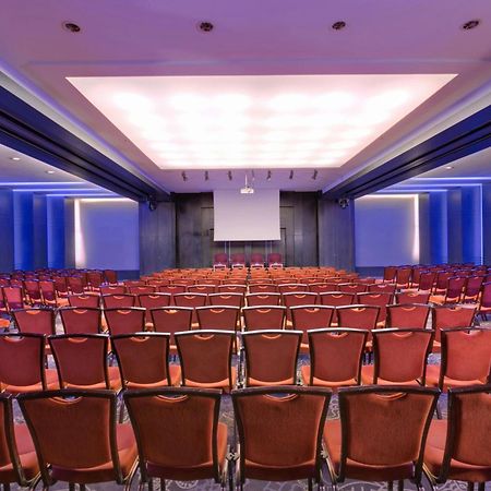 豪生大广场酒店 布加勒斯特 外观 照片 The Grand Ballroom