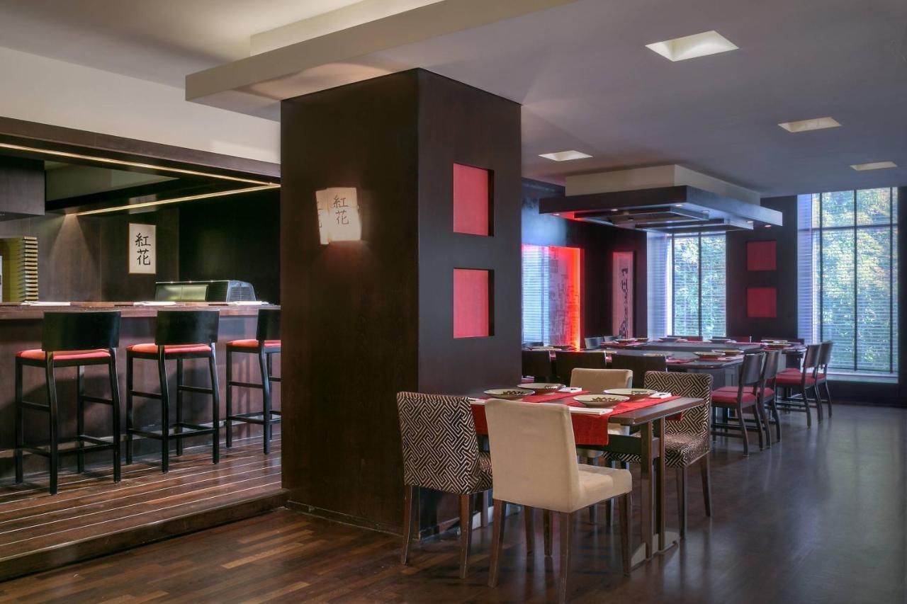 豪生大广场酒店 布加勒斯特 外观 照片 Restaurant