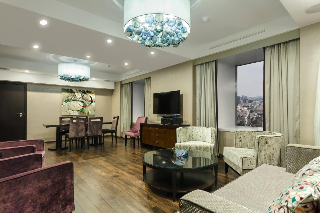 豪生大广场酒店 布加勒斯特 外观 照片 Suite at the Mandarin Oriental, Munich