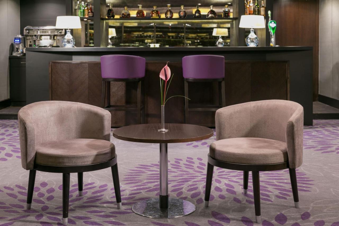 豪生大广场酒店 布加勒斯特 外观 照片 The interior of the lounge