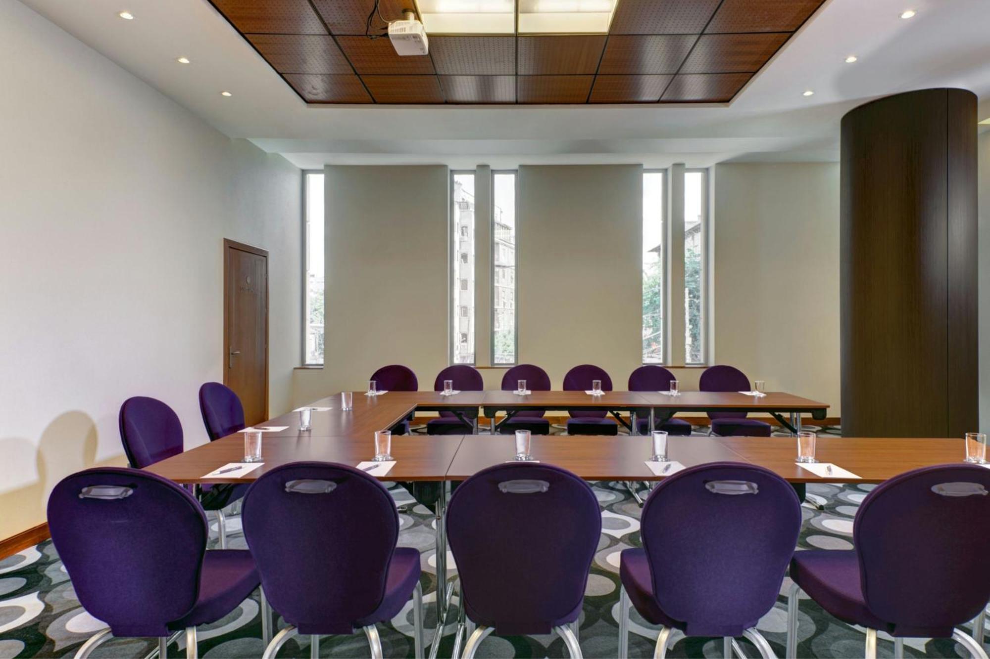 豪生大广场酒店 布加勒斯特 外观 照片 Meeting room