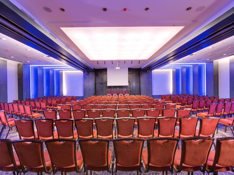 豪生大广场酒店 布加勒斯特 外观 照片 The Grand Ballroom