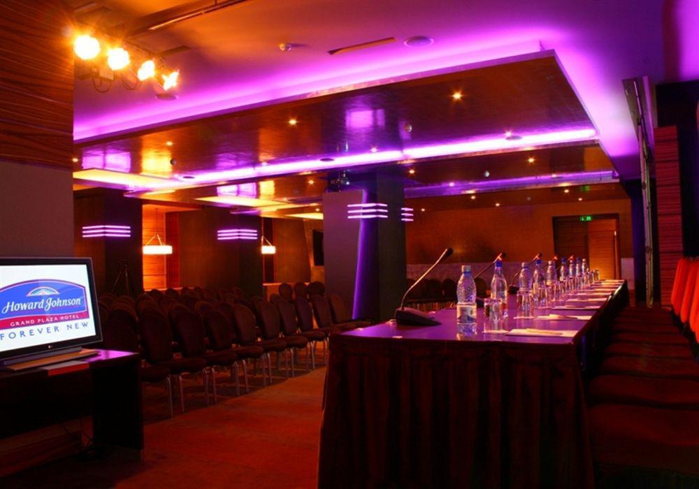 豪生大广场酒店 布加勒斯特 设施 照片 The main conference room